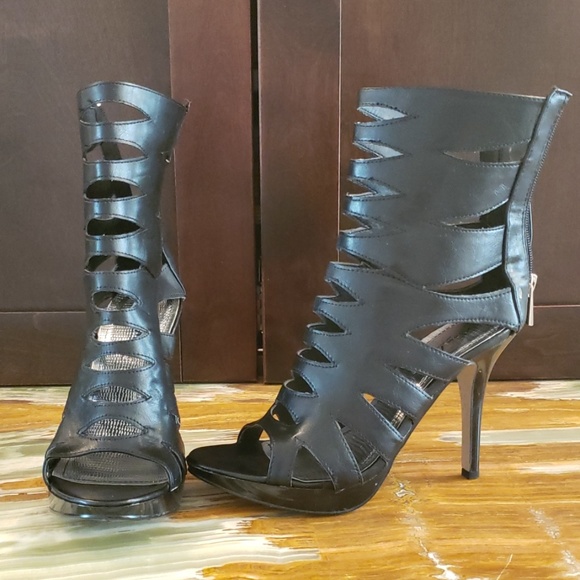 Heels - Picture 1 of 4